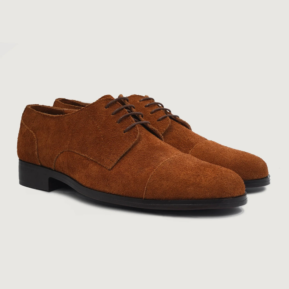 Attorney Derby Braun Suede Lederschuhe für Herren For Men in Brown Goatskin Suede - Seitenansicht | Online Kaufen