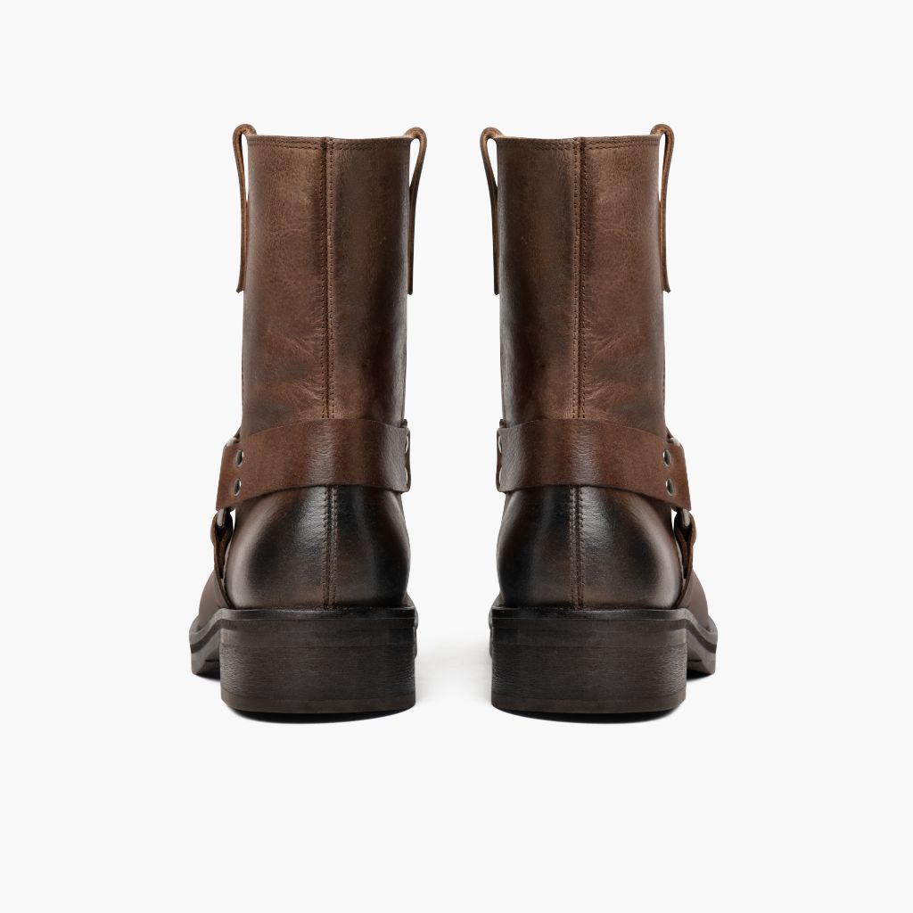 High-Traction Rubber Outsole & Lug Tread Pattern on Outlaw Light Tabakbraun Lederstiefel für Damen