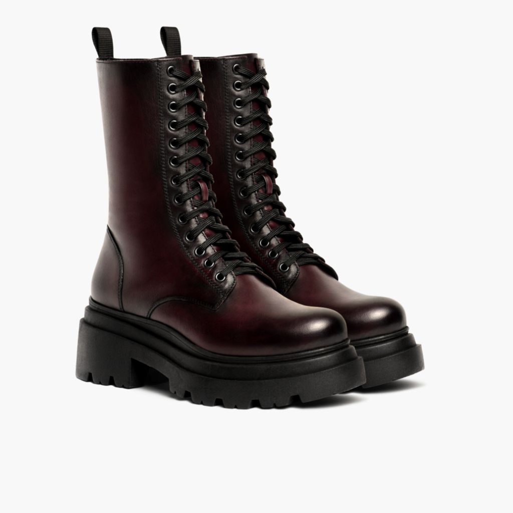 Fatale Schwarz Cherry Lederstiefel für Damen in schwarzem Rindleder - Seitenansicht | Online Kaufen