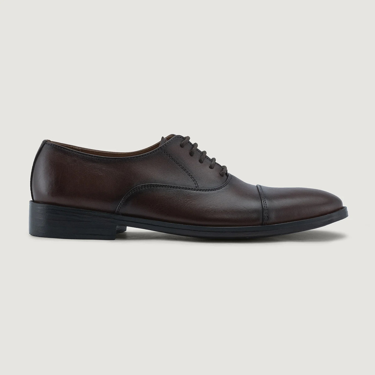 Burnished Brown Full-Grain leather Shoes - Rahmengenähte Goodyear-Welt-Konstruktion & vordere Zehenkappe