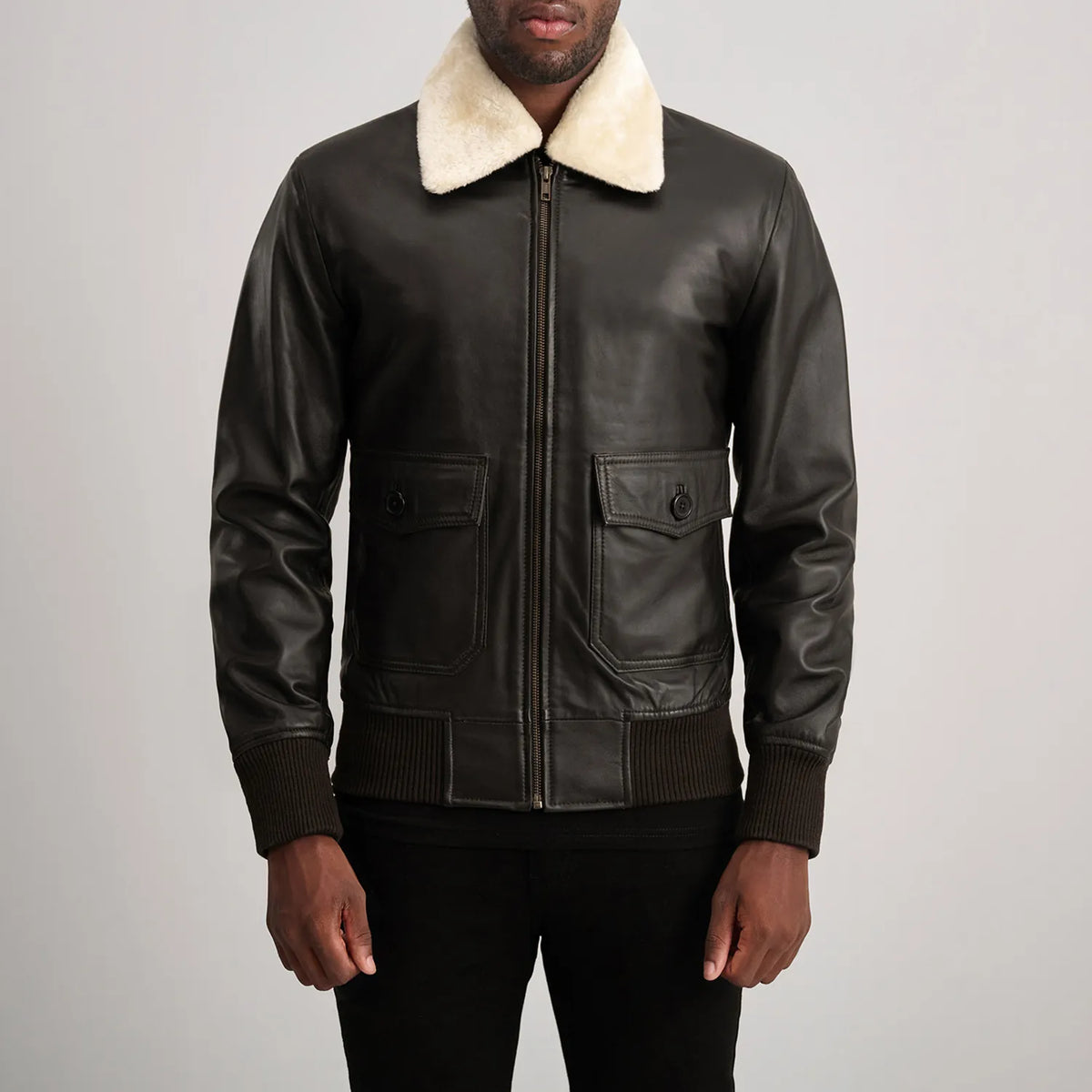 
Detailansicht of Shirt with Removable Fur & Zipper Hardware on Airin G-1 Braun & Cream Leder-Bomberjacke für Herren