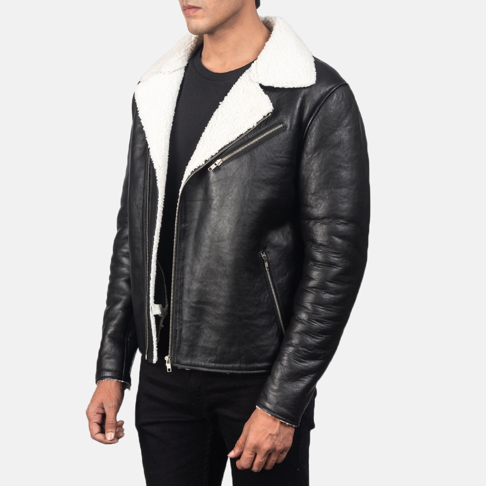 
Black Sheepskin Leather Biker Jacket - Rückansicht mit passgenauen Schultern & sauberem Saum