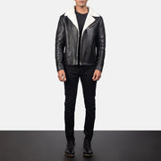 
Detailansicht of Notch & Zipper Hardware on Alberto Weiß Shearling Schwarz Lederjacke für Herren