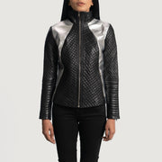 Women's Alia Metallic Schwarz Leder-Bikerjacke für Damen - Seitenansicht mit ergonomischem Ärmelschnitt