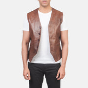 Men's Auden Braun Lederweste für Herren in Brown Cowhide Leather - Vorderansicht &amp; maßgeschneiderte Silhouette | Online Kaufen