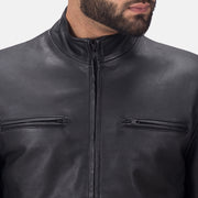 Detailansicht of High neck &amp; Zipper Hardware on Austere Matte Schwarz Leder-Bikerjacke für Herren