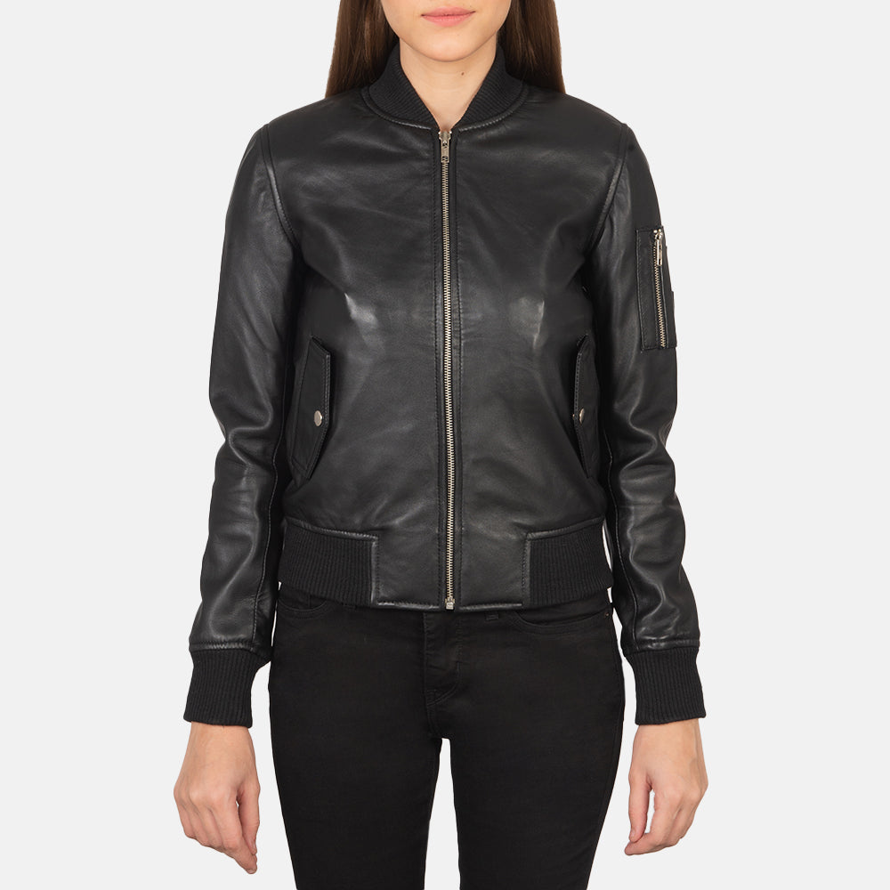 Detailansicht of Rib Knit &amp; Zipper Hardware on Women's Ava Ma-1 Black Leather Bomber Jacket