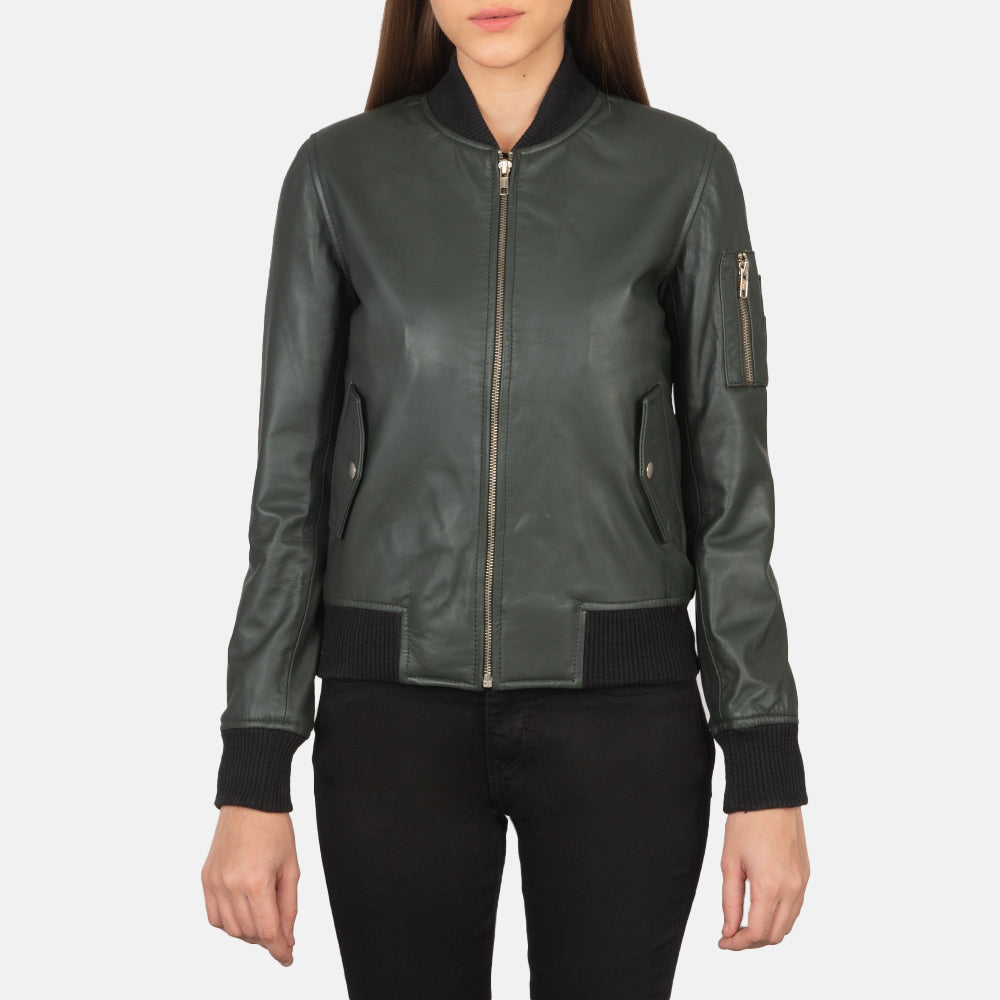 Detailansicht of Rib Knit &amp; Zipper Hardware on Ava Ma-1 Green Leather Bomber Jacket