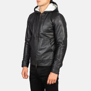 
Black Sheepskin Leather Bomber Jacket - Rückansicht mit passgenauen Schultern & sauberem Saum