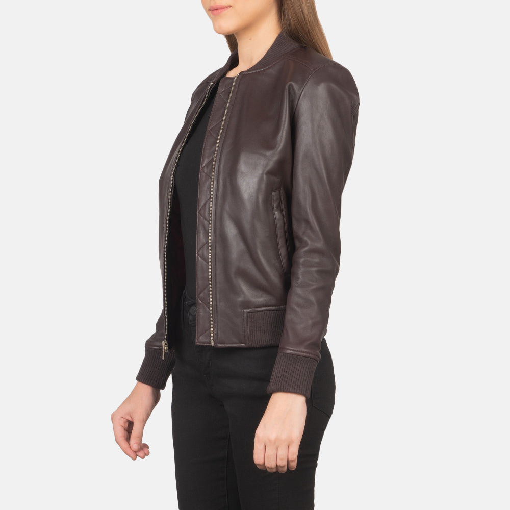 Maroon Sheepskin Leather Bomber Jacket - Rückansicht mit passgenauen Schultern &amp; sauberem Saum