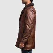 
Detailansicht of Notch & Button Hardware on Zimtbraun Distressed Leather Fur Ledermantel für Herren