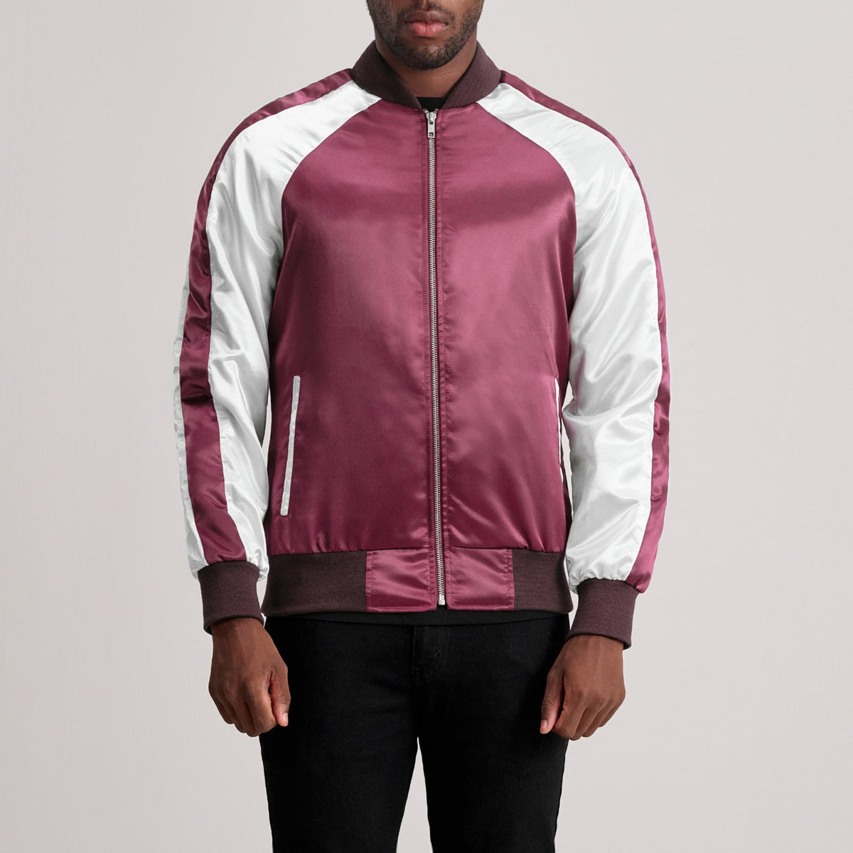 Clarke Kastanienbraun Varsity Lederjacke für Herren in Maroon &amp; White Satin - Vorderansicht &amp; maßgeschneiderte Silhouette | Online Kaufen