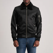 Clyde B-15 Black Bomber Jacket in Black Satin - Vorderansicht &amp; maßgeschneiderte Silhouette | Online Kaufen