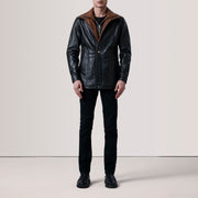 
Black Sheepskin leather Coat - Rückansicht mit passgenauen Schultern & sauberem Saum