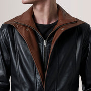
Innenansicht Showing Quilted Polyester Lining & Zwei funktionale Innentaschen