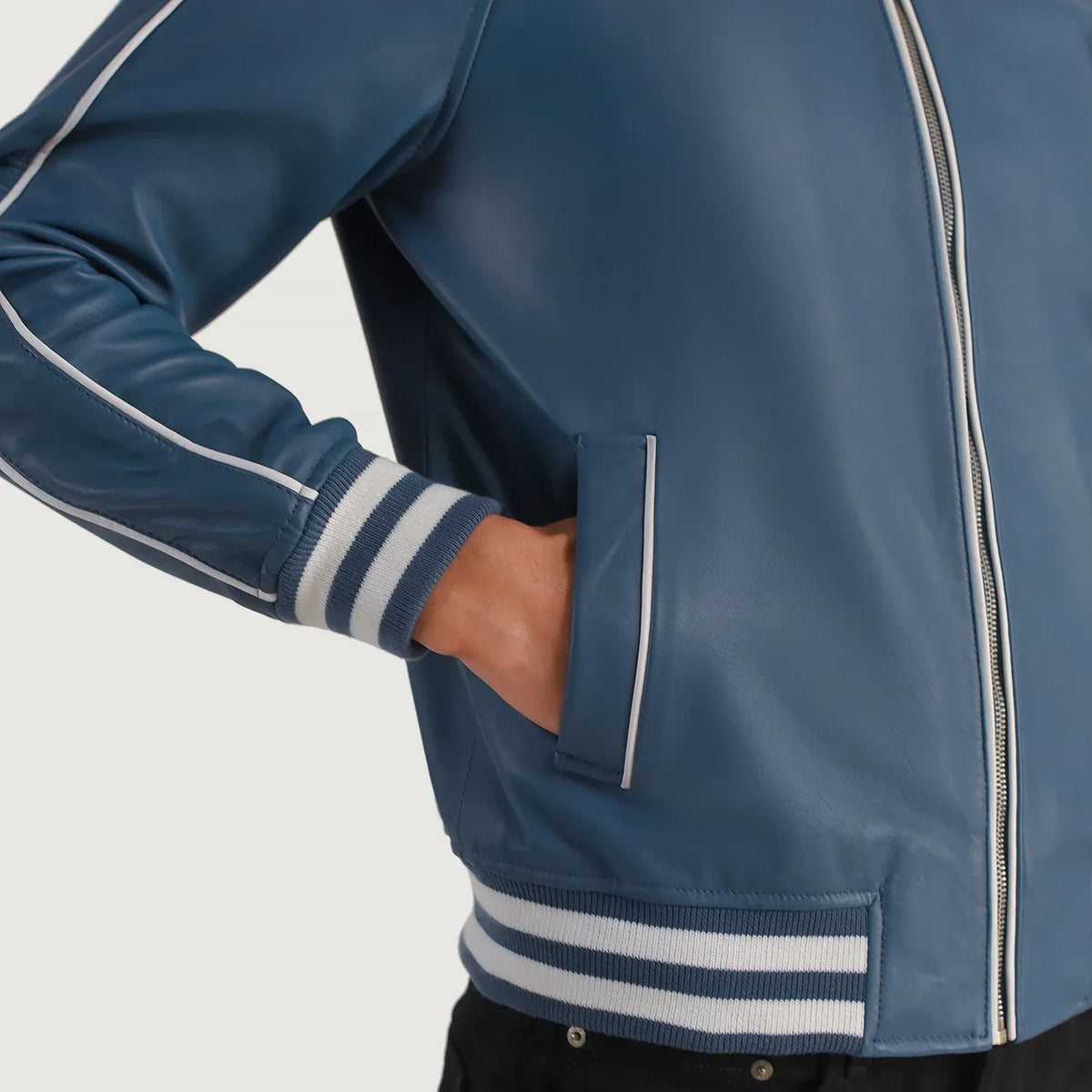 Innenansicht Showing Quilted Polyester Lining &amp; Zwei Innentaschen