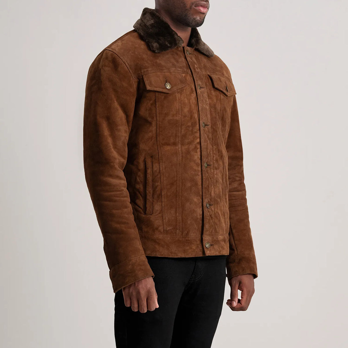 Brown Goatskin Suede Aviator Jacket - Rückansicht mit passgenauen Schultern &amp; sauberem Saum
