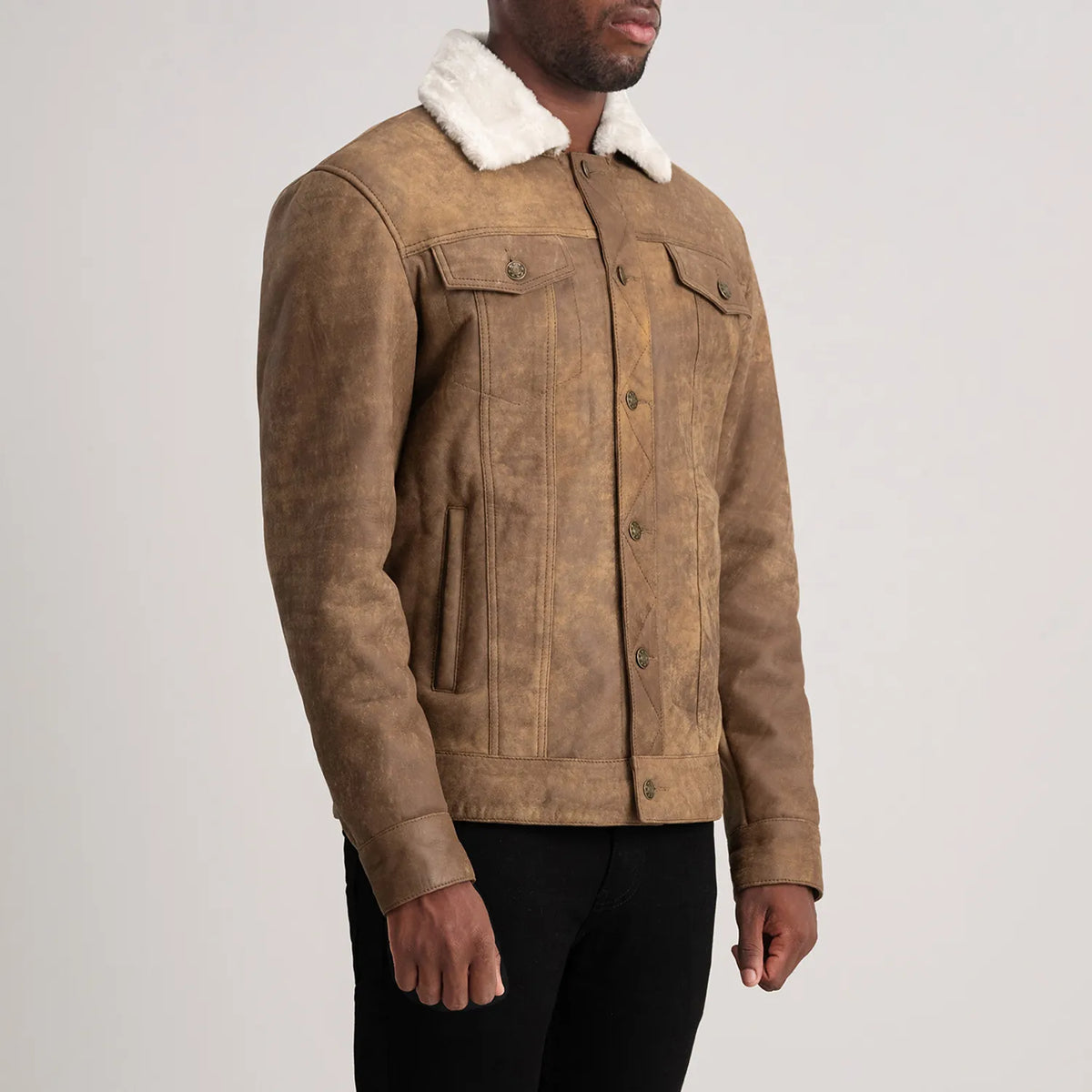 
Distressed Brown Sheepskin Snuffed Aviator Jacket - Rückansicht mit passgenauen Schultern & sauberem Saum
