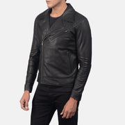 Distressed Brown Goatskin Leather Biker Jacket - Rückansicht mit passgenauen Schultern &amp; sauberem Saum
