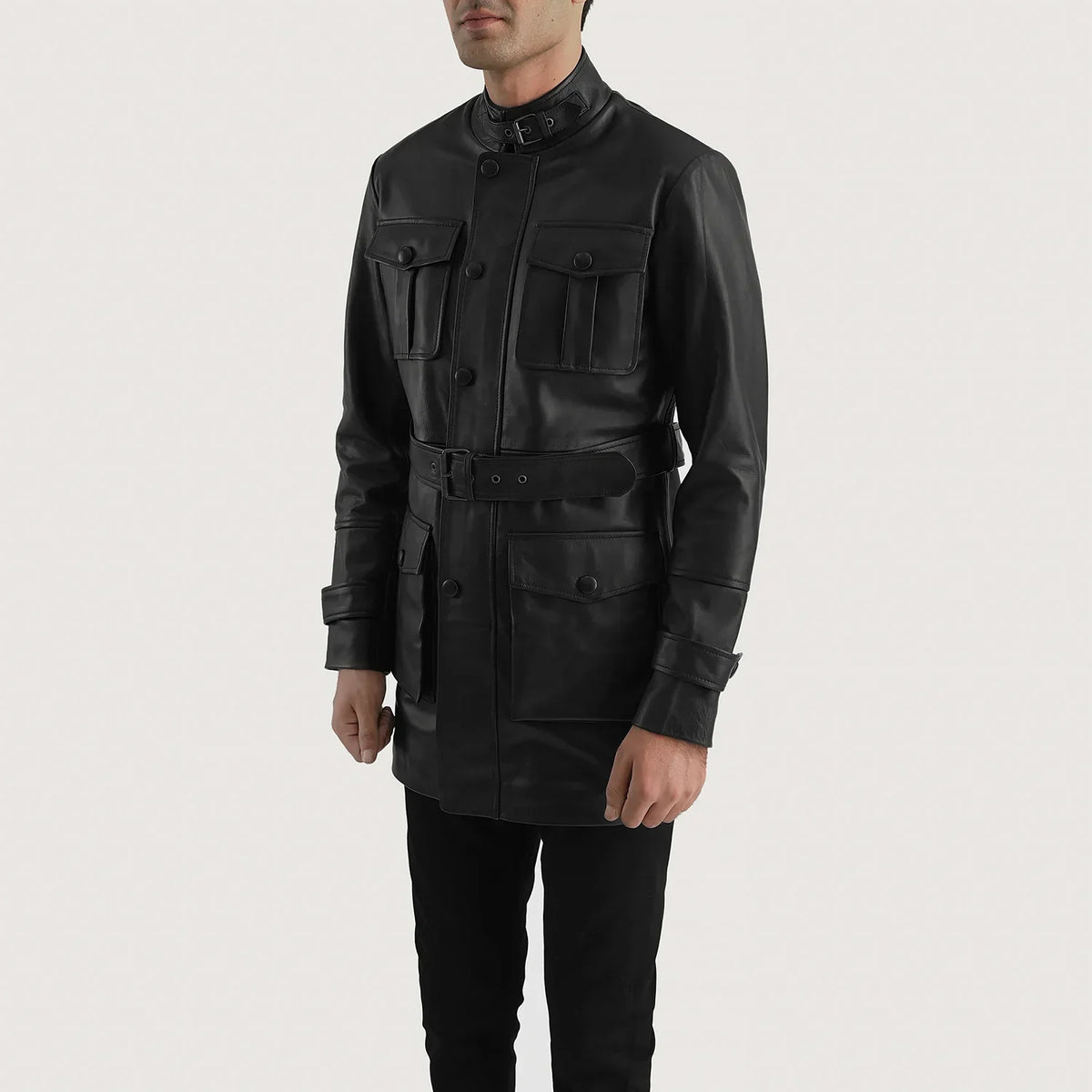 Black Cowhide leather Coat - Rückansicht mit passgenauen Schultern &amp; sauberem Saum