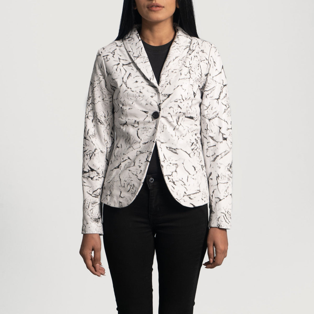 Women's Donna Blake Weiß Lederblazer für Damen in White Sheepskin Dip &amp;Amp; Dye - Vorderansicht &amp; maßgeschneiderte Silhouette | Online Kaufen