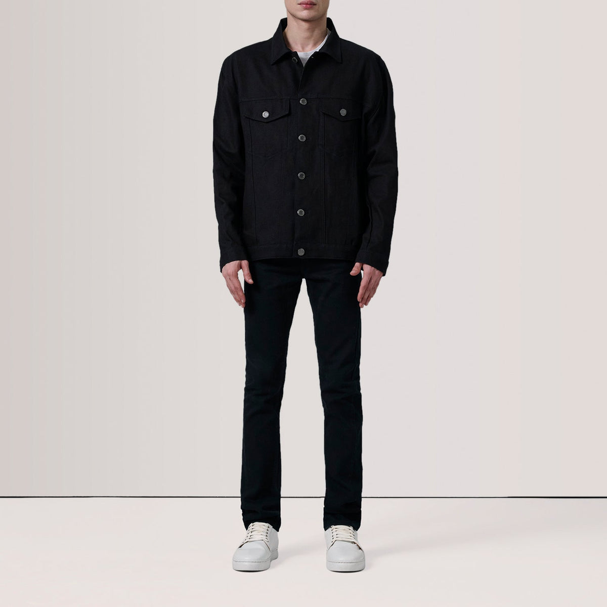 Black Full-Grain leather Jacket - Rückansicht mit passgenauen Schultern &amp; sauberem Saum