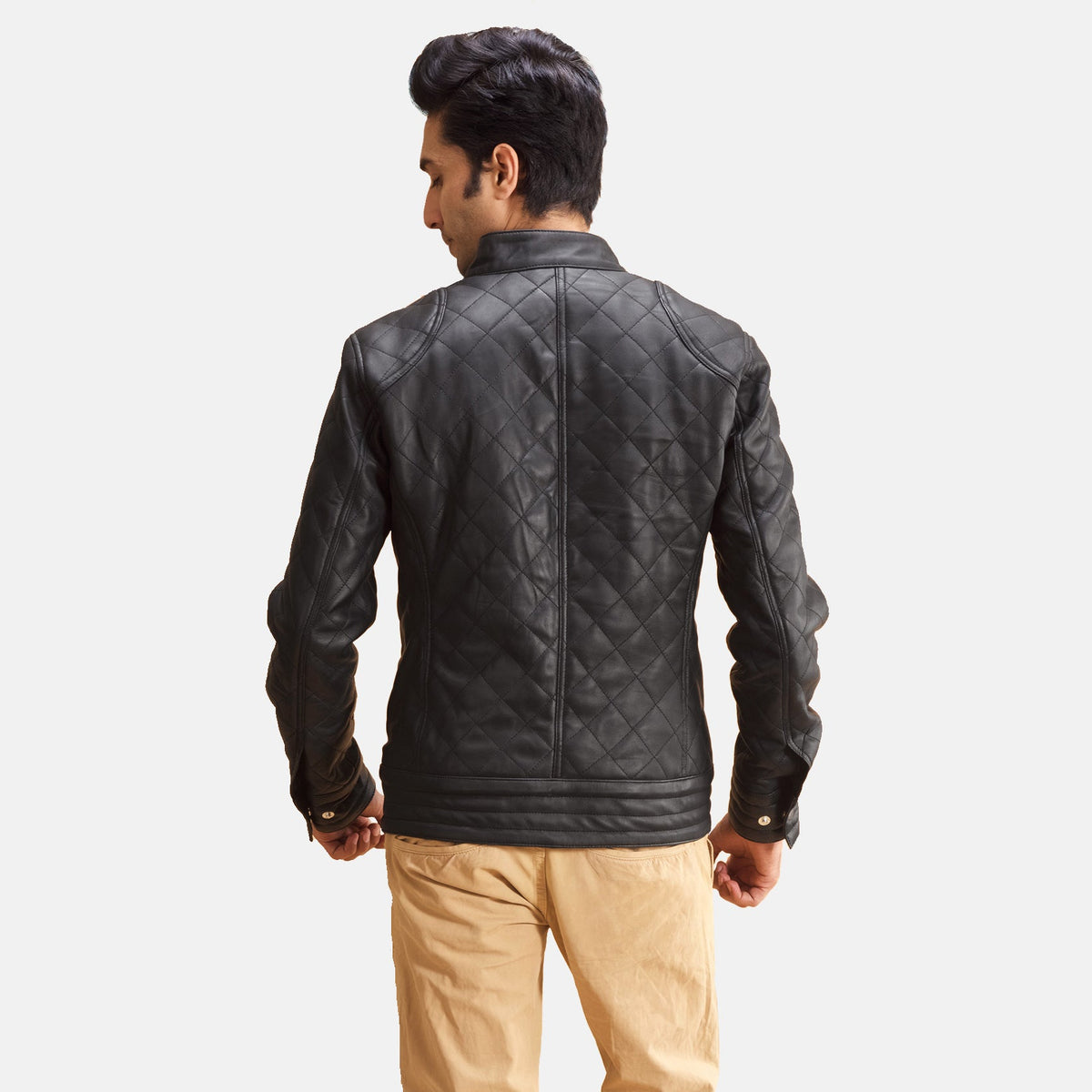 Innenansicht Showing Quilted Viscose lining &amp; Zwei Innentaschen