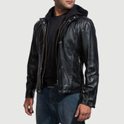 
Black Cowhide Leather Hooded Jacket - Rückansicht mit passgenauen Schultern & sauberem Saum