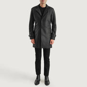 Infinity Black Leather Coat - Seitenansicht mit ergonomischem Ärmelschnitt