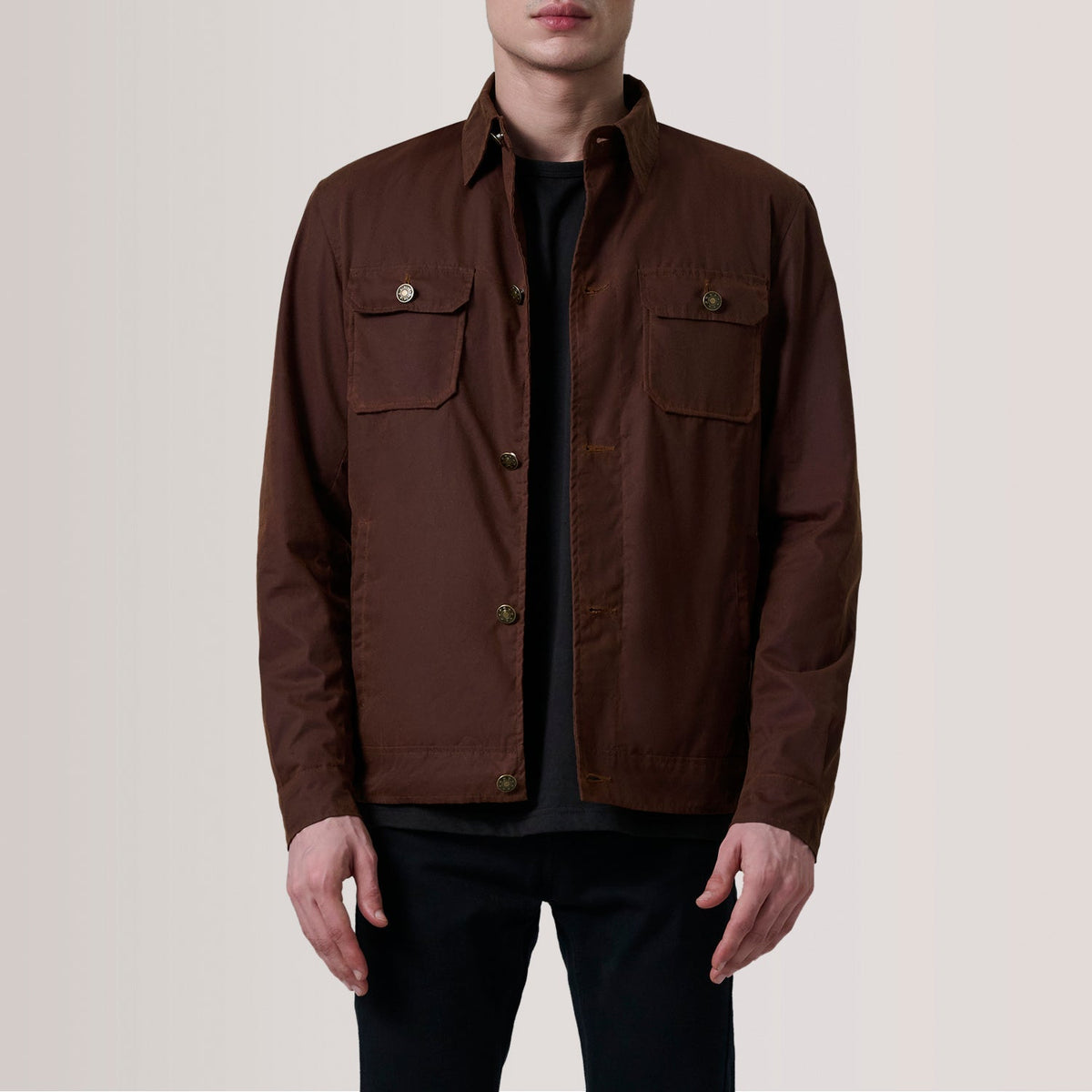 Irwin Braun Waxed Canvas Field Lederjacke für Herren For Men in Brown Waxed Cotton Canvas - Vorderansicht &amp; maßgeschneiderte Silhouette | Online Kaufen