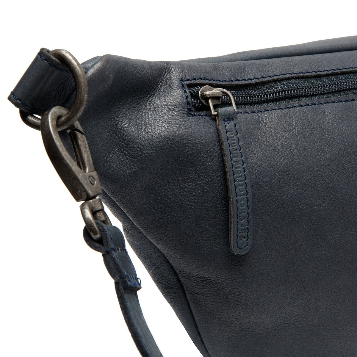 
Innenansicht Showing Dedicated Padded Laptop Sleeve & Multi-Compartment Organization