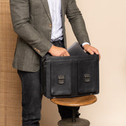 Springfield Full-Grain Leather Briefcase für Damen - Structured Side Profile Showing Gusset Depth &amp; Expansion Capacity