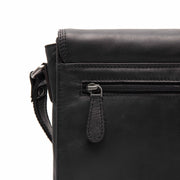 Lunor Full-Grain Leather Crossbody Bag für Damen - Structured Side Profile Showing Gusset Depth &amp; Expansion Capacity