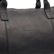 Detailansicht of Classic Collar &amp; Heavy-Duty Zipper Hardware on Leather Garment Bag Finlay für Damen