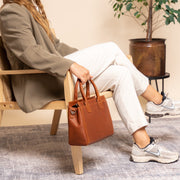Garda Full-Grain Leather Handbag für Damen – Zusätzliche Produktansicht 3