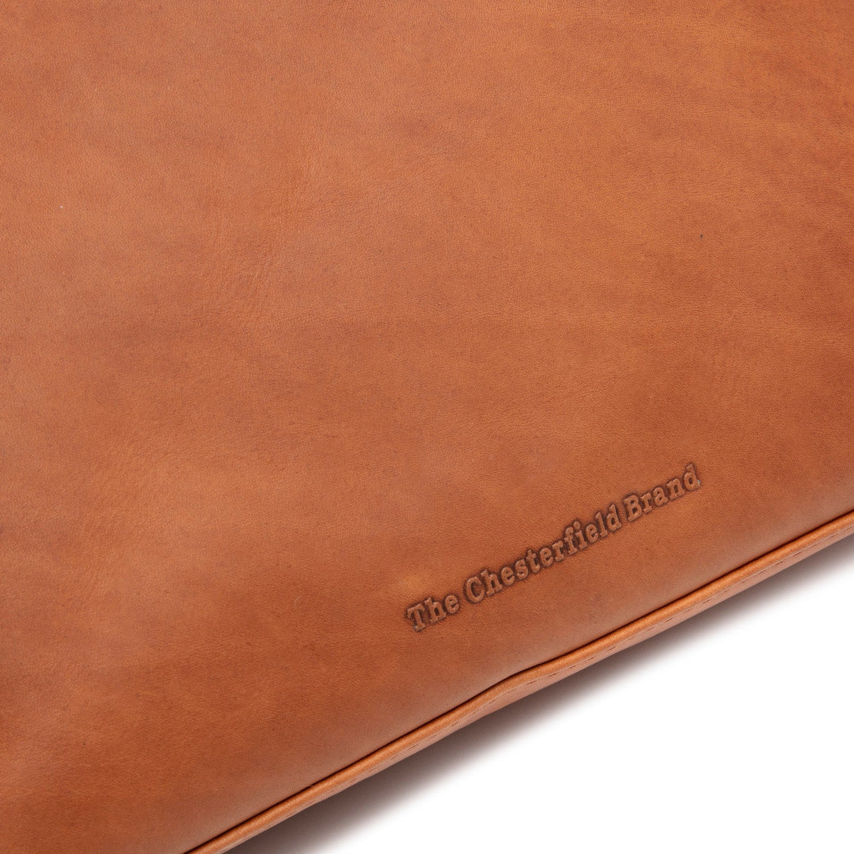 
Classic 100% Full-Grain leather Goods - Rückansicht mit passgenauen Schultern & sauberem Saum