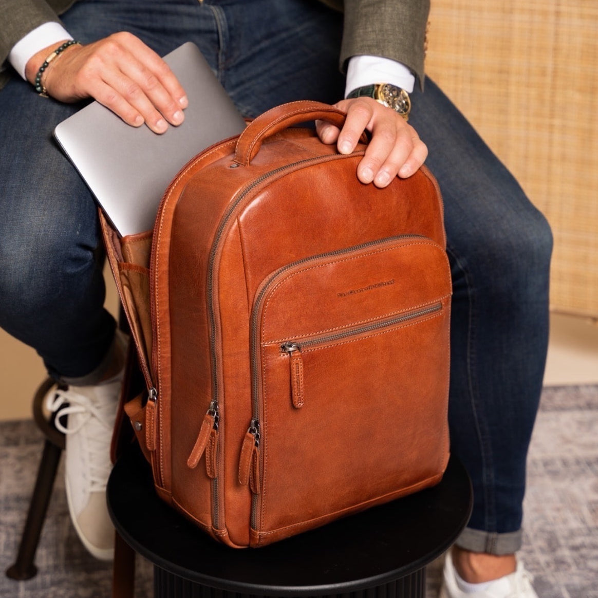 Maggiore Full-Grain Leather Laptop Backpack für Herren – Zusätzliche Produktansicht 3