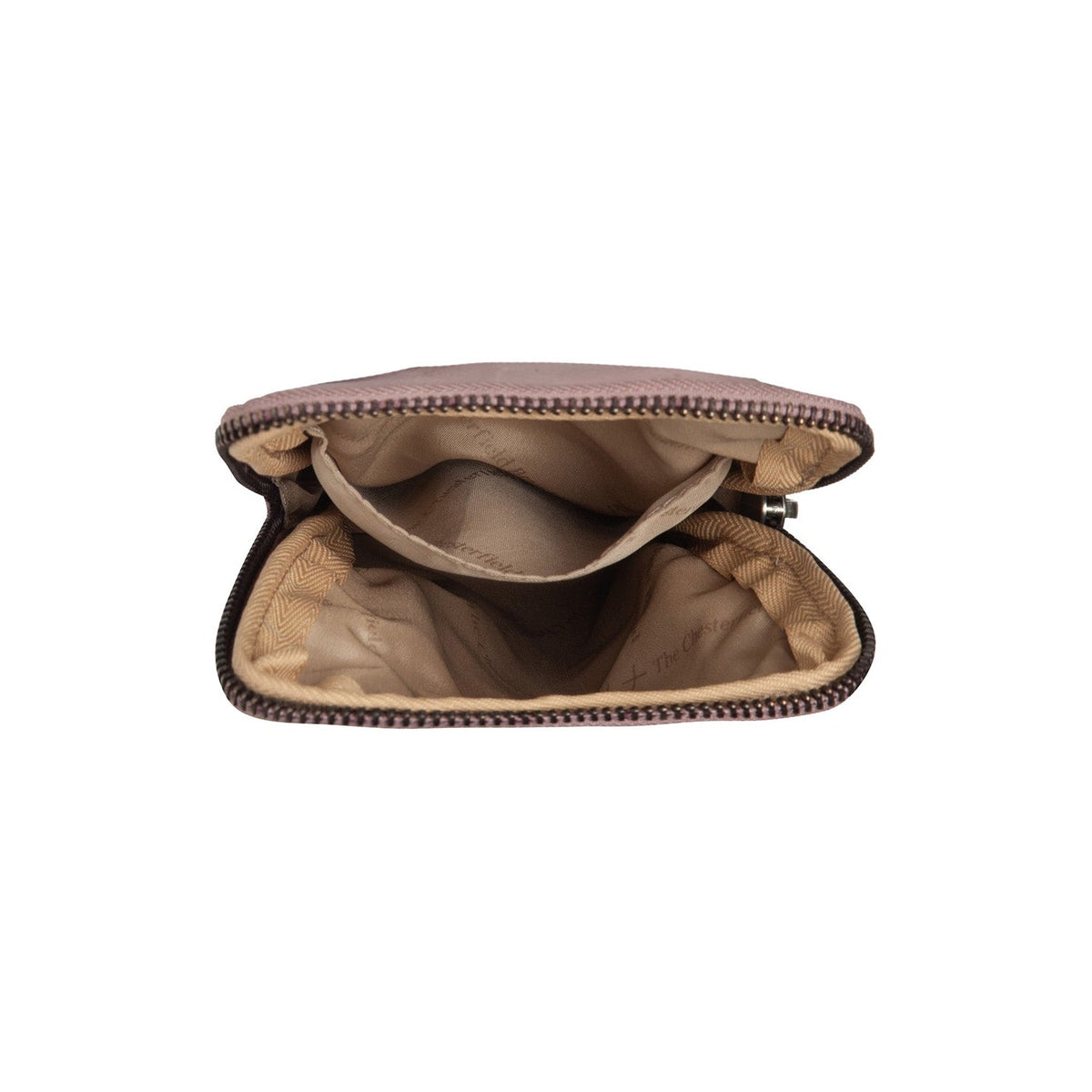 Salta Full-Grain Leather Phone Bag - Seitenansicht mit ergonomischem Ärmelschnitt & sportlicher Passform