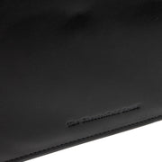 Detailansicht of Classic Collar &amp; Heavy-Duty Zipper Hardware on Leather Portfolio Moreton für Damen