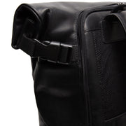 
Innenansicht Showing Dedicated Padded Laptop Sleeve & Multi-Compartment Organization