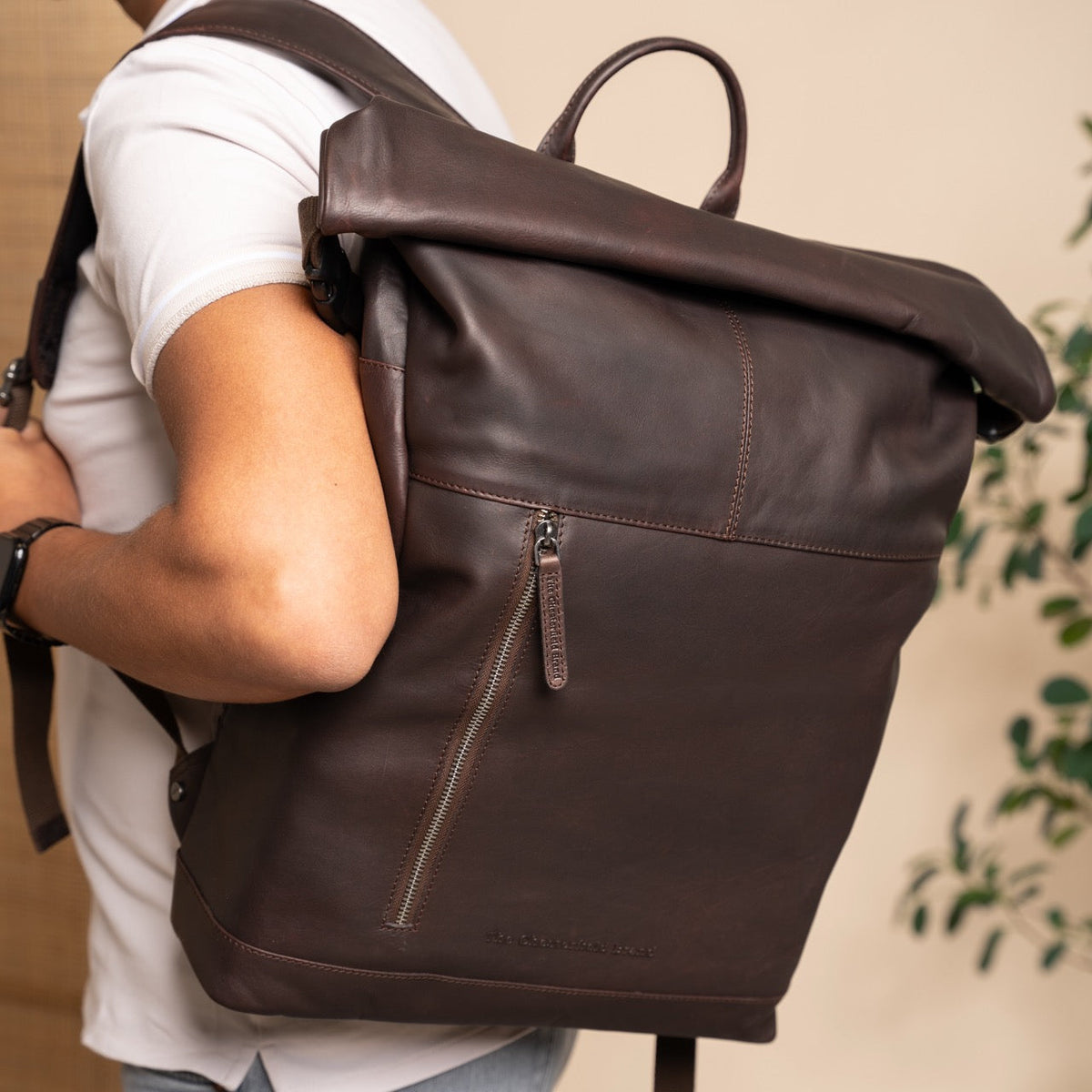 
Liverpool Vollnarbenleder Roll-top Backpack – alternate product view 2