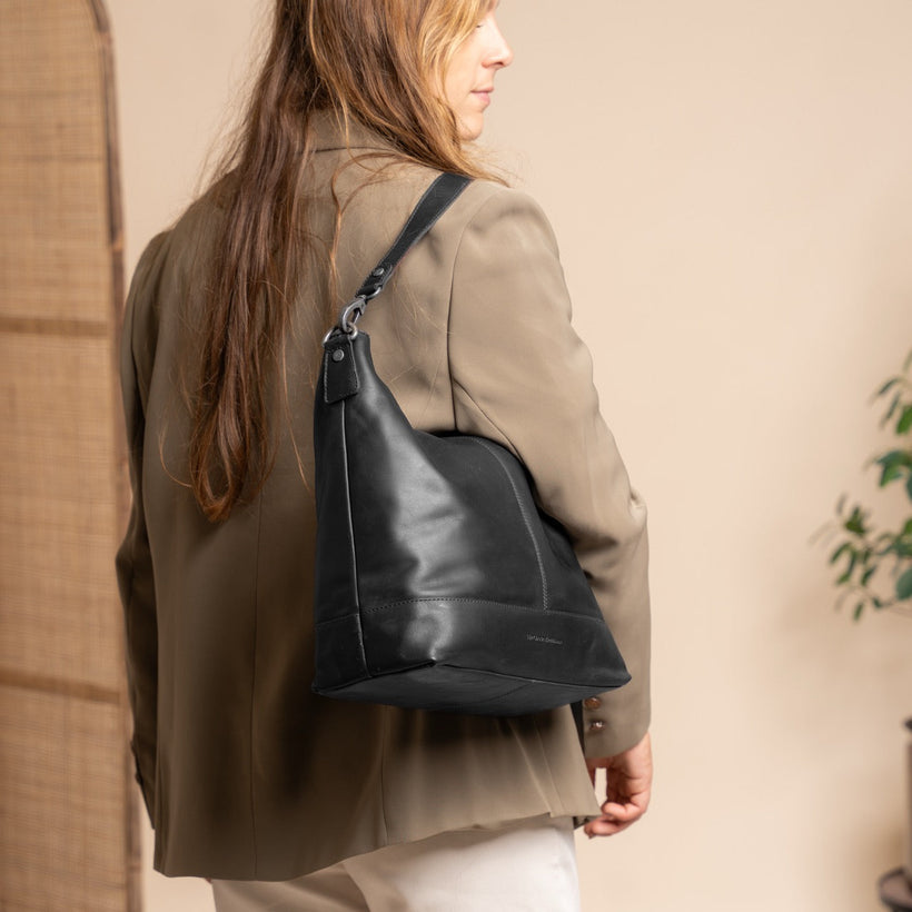 Amelia Full-Grain Leather Shoulder Bag für Damen