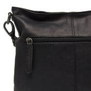 
Solid Antique Brass Hardware & Heavy-Duty Dual Zipper Detail on Jen Vollnarbenleder-Schultertasche
