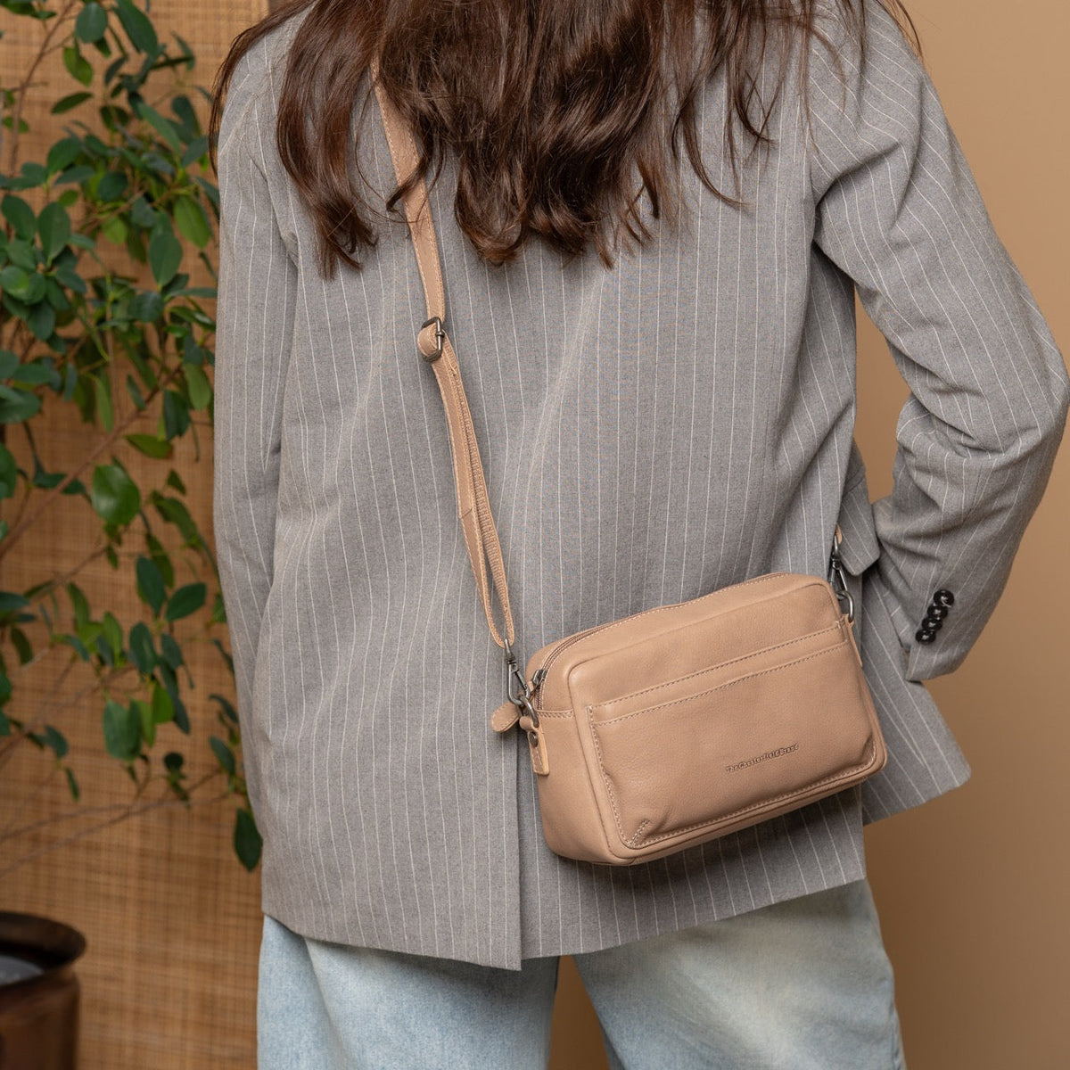 Liora Full-Grain Leather Shoulder Bag für Damen – Zusätzliche Produktansicht 2