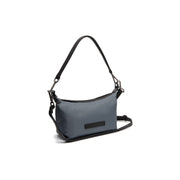 Lovund Vollnarbenleder-Schultertasche in Classic 100% Full-Grain Leather - Full Exterior Front Profile View | Online Kaufen