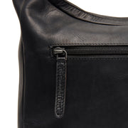 
Olvia Vollnarbenleder-Schultertasche - Strukturierte Seitenansicht mit Faltentiefe & Erweiterungsvolumen