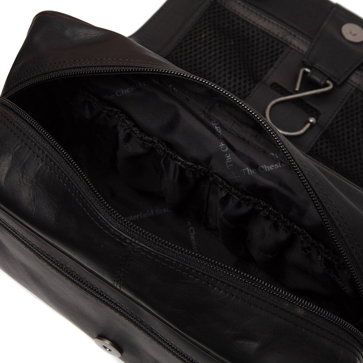 
Innenansicht Showing Quilted Viscose Lining & Zwei funktionale Innentaschen