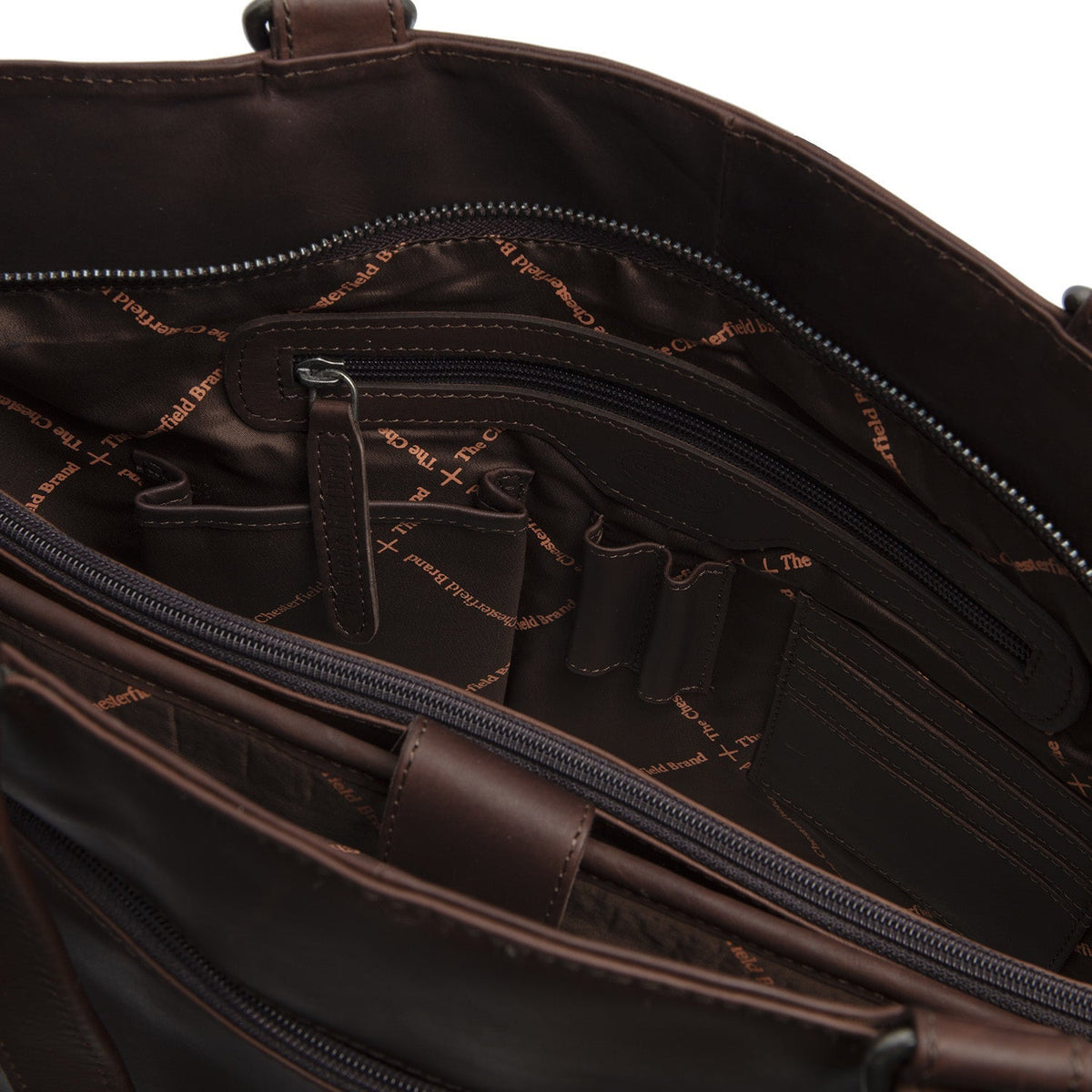 
Everyday Carry Perspective Showing Ergonomic Grab Handle & Strap Comfort