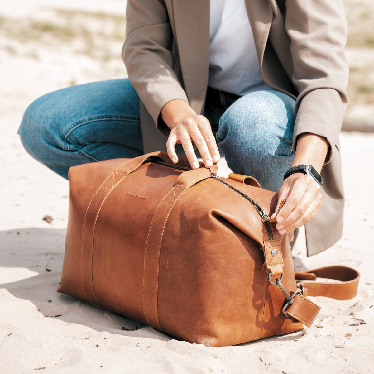 
Conor Vollnarbenleder-Weekender-Reisetasche – alternate product view 3