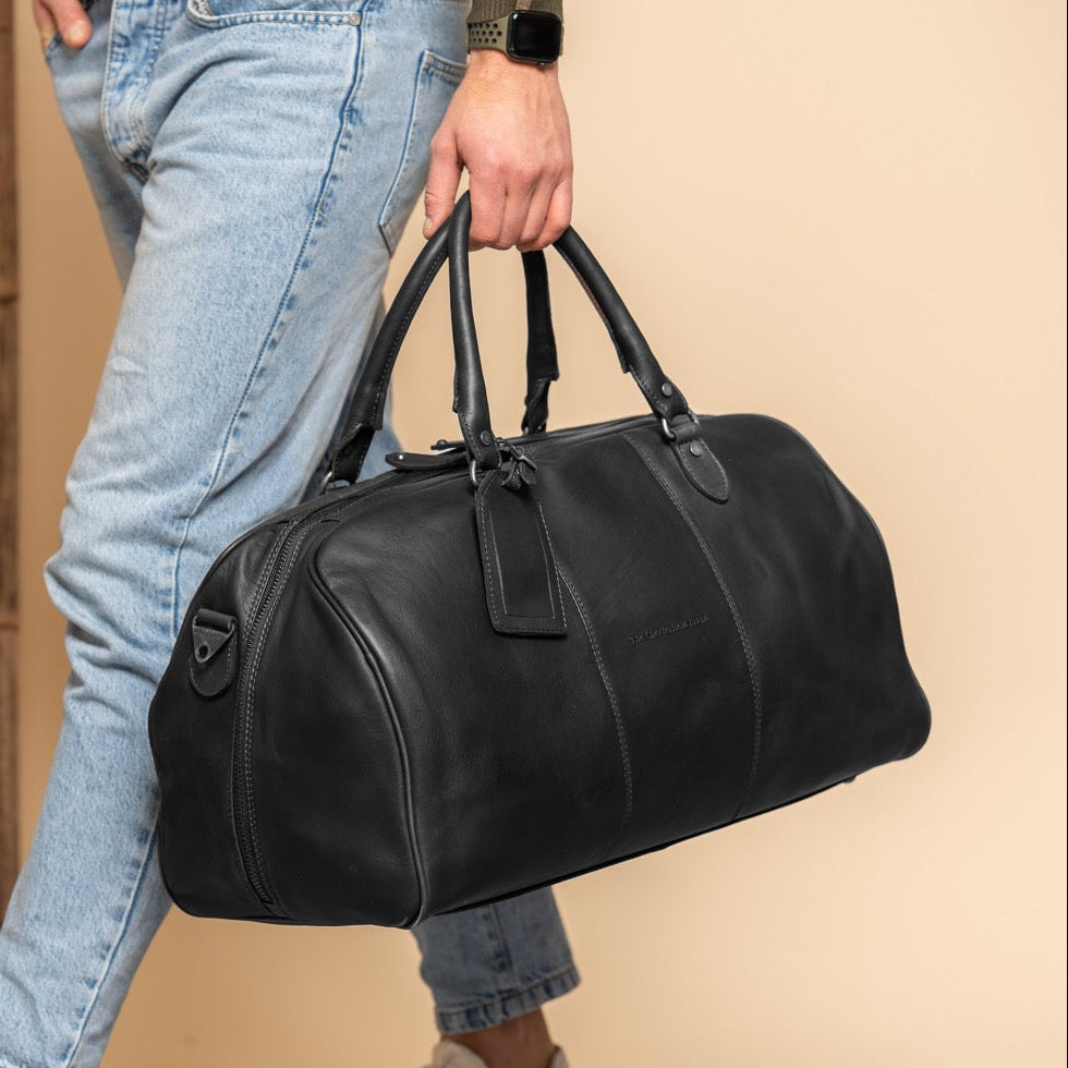 
Classic 100% Full-Grain Leather Duffle Bag - Rückansicht mit verstärkten Lederträgern & handwerklichen Nähten